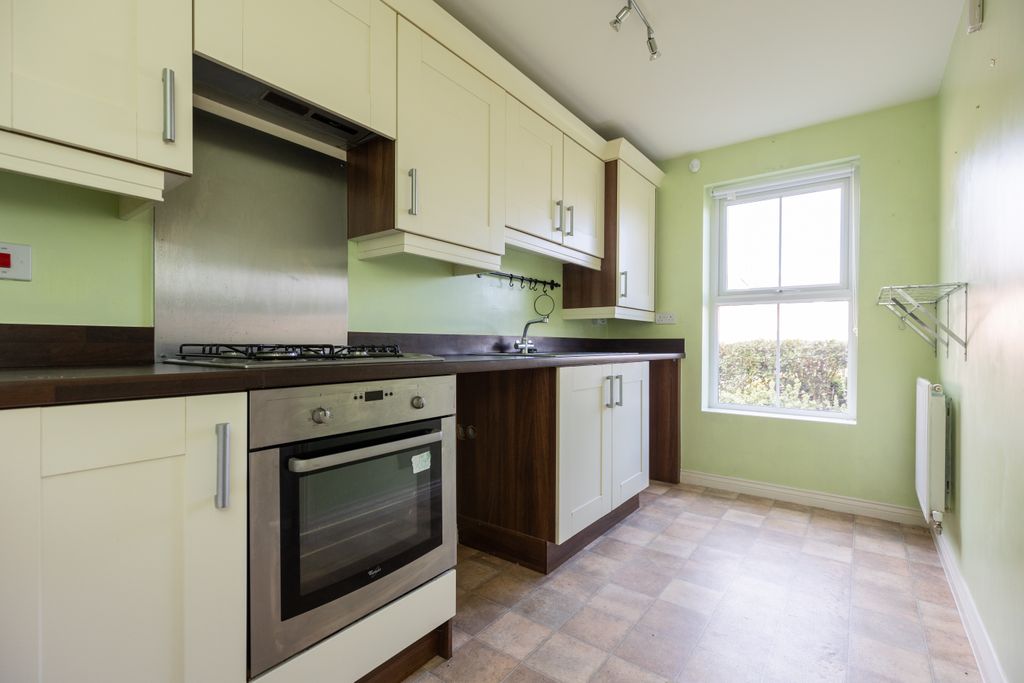 Property photo 3 of 14 56 Adam Morris Way - 002
