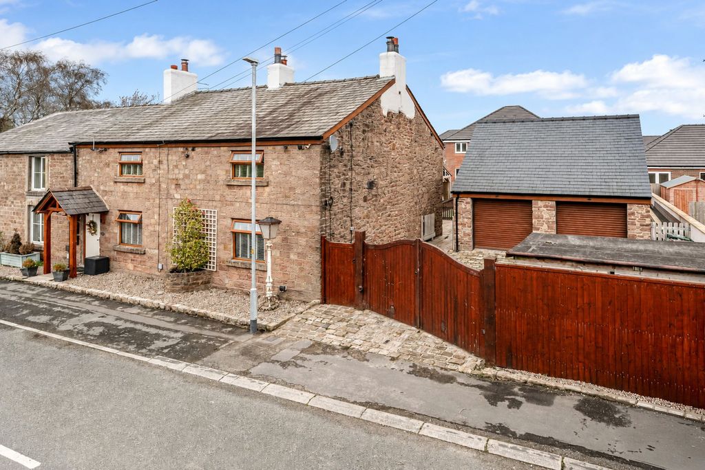Property photo 1 of 50