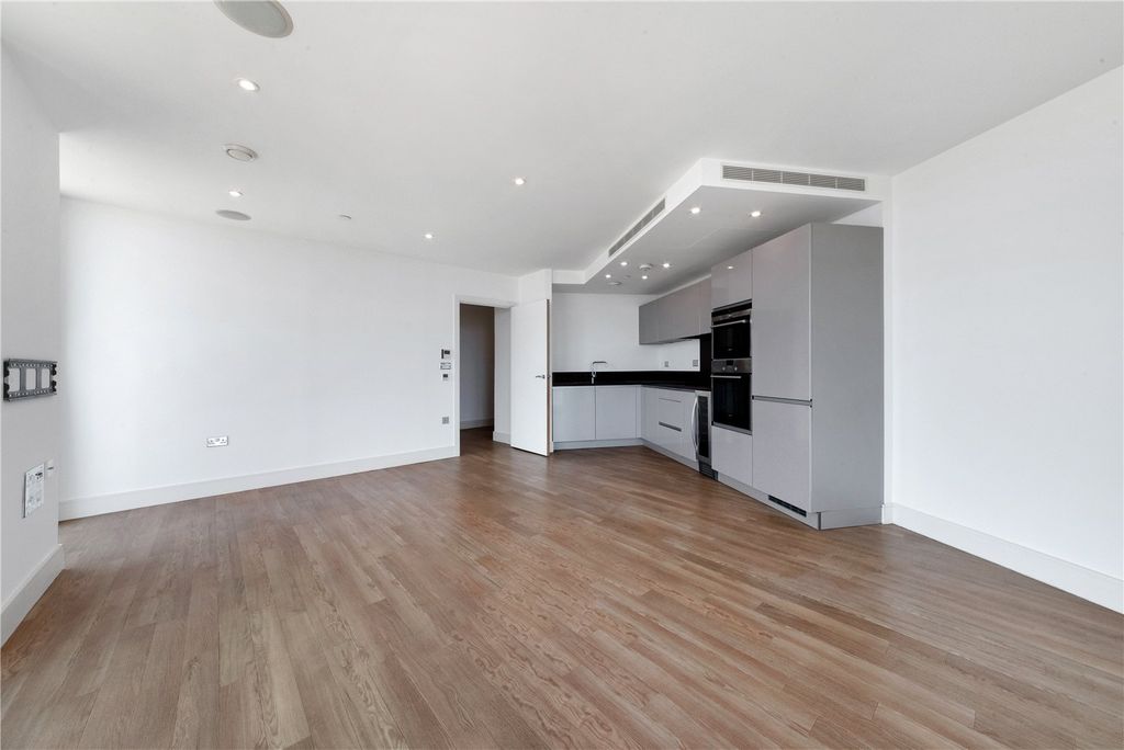 Property photo 3 of 8 Picture No. 07