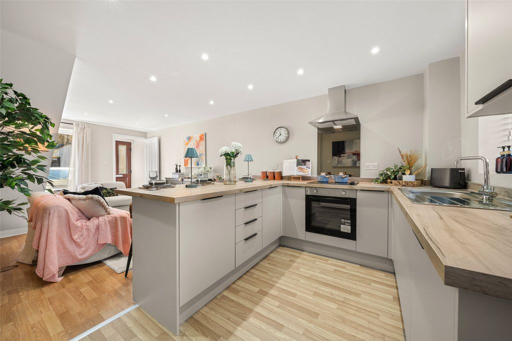 Property photo 3 of 13 Picture No. 06