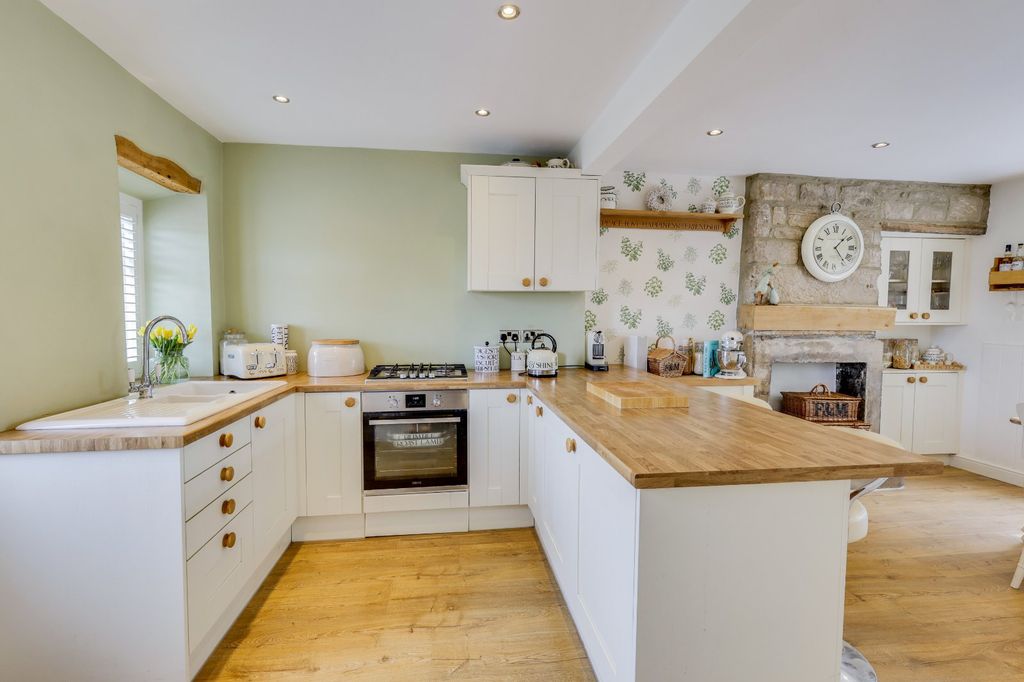 Property photo 3 of 19 Picture No. 36