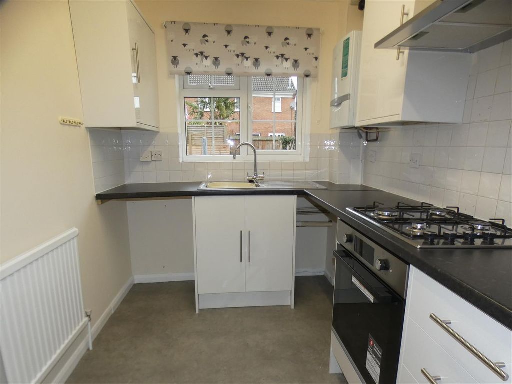 Property photo 2 of 8