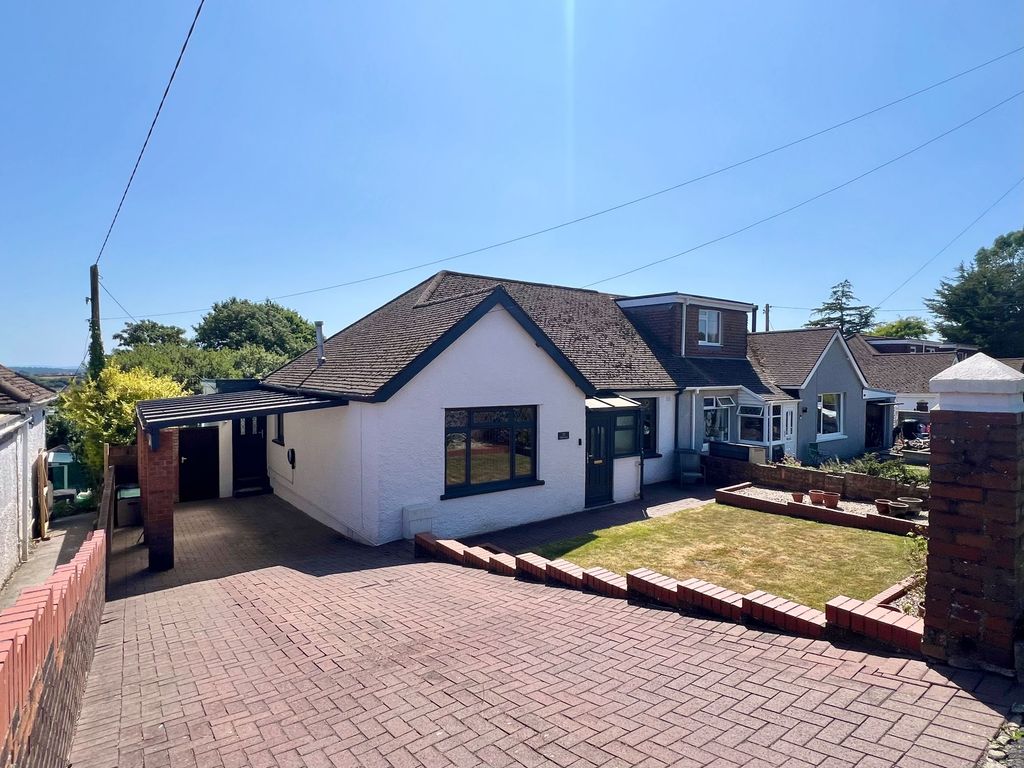 Property photo 1 of 28