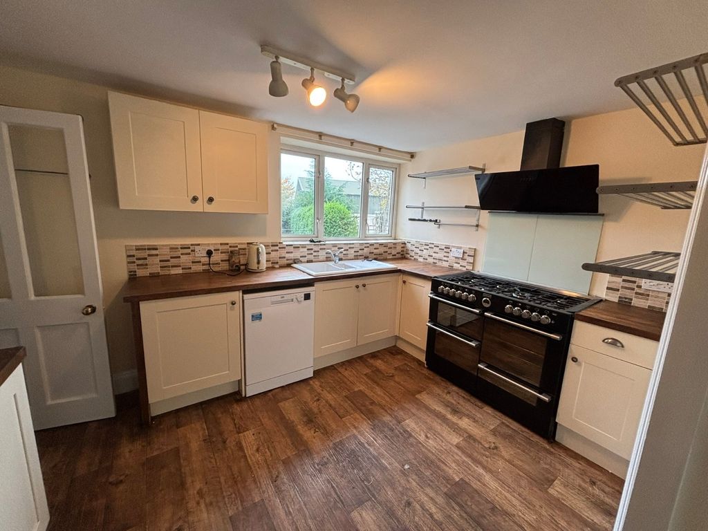 Property photo 2 of 16 Picture No. 01