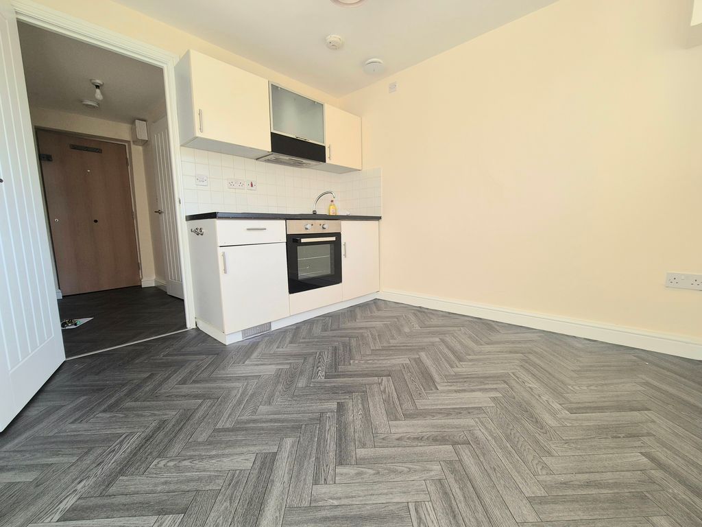 Property photo 2 of 4 Image