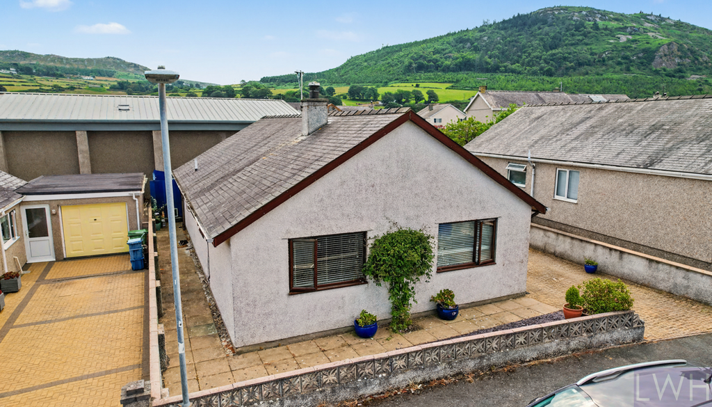 Property photo 1 of 19 Croeso | Welcome