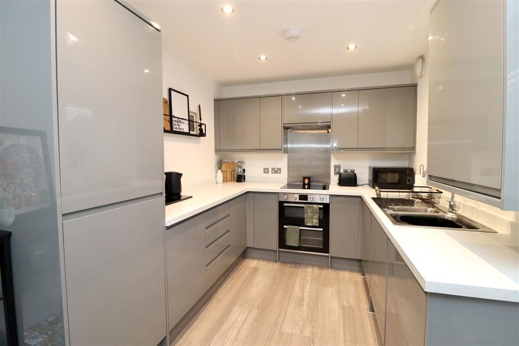 Property photo 2 of 14 Img_4889.Jpeg