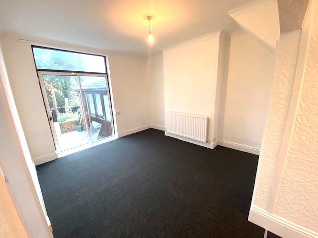 Property photo 3 of 8 Img_2447