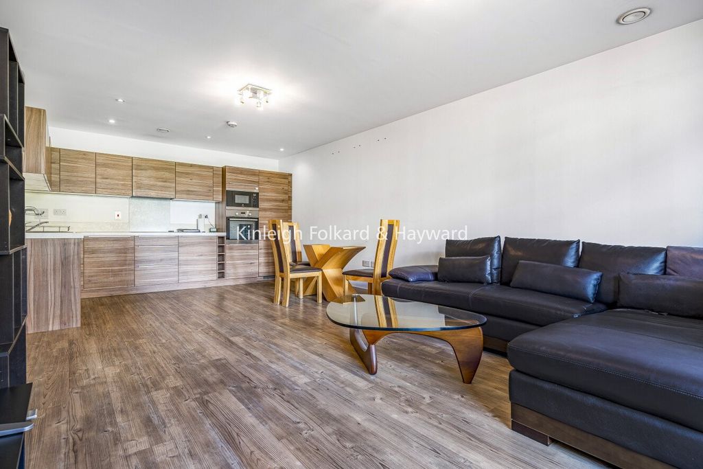 Property photo 2 of 13 Picture No. 20