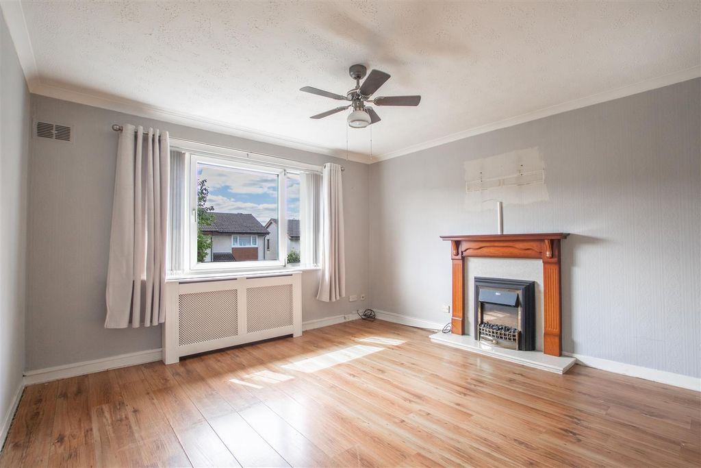 Property photo 2 of 13 Lounge-2.Jpg