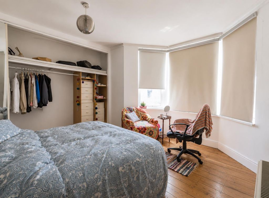 Property photo 2 of 12 Bf11F8CD-43D3-48A4-B4C4-A3C149Cf40D4.Png