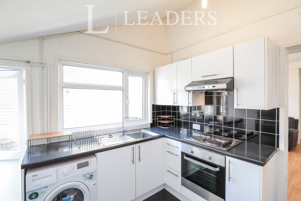 Property photo 2 of 7 21De9Ec5-cc1F-Ec11-B