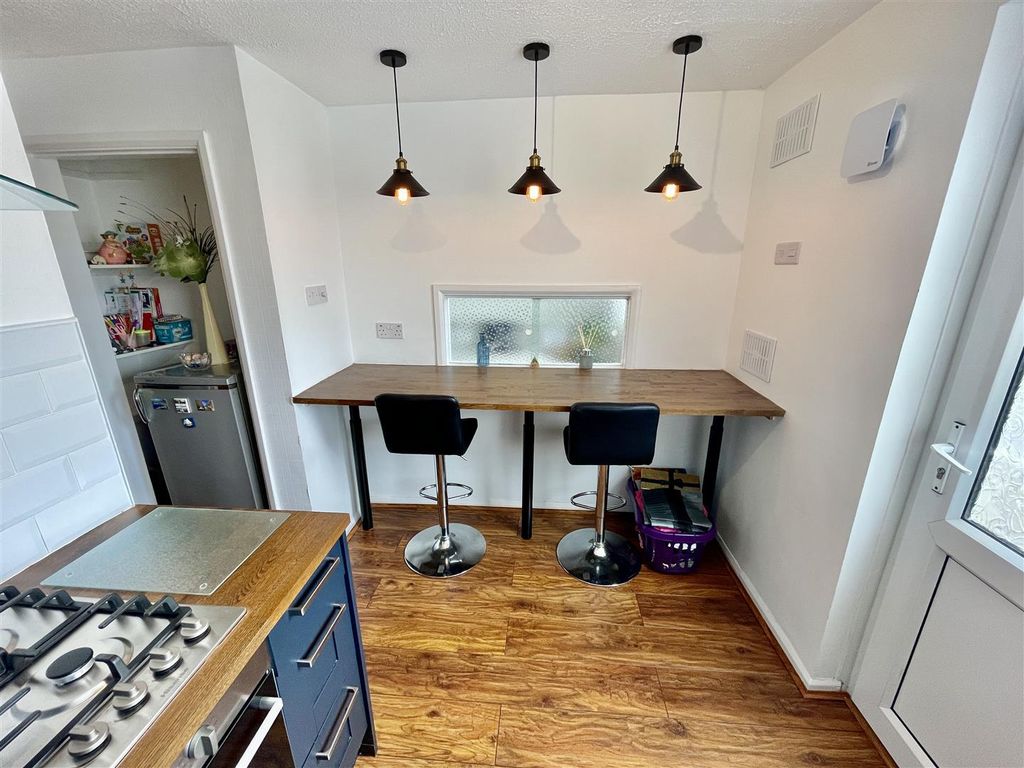 Property photo 3 of 17 Img_7862 2.Jpg