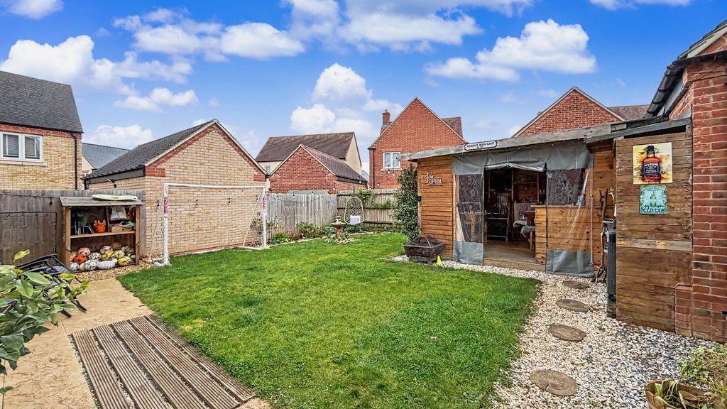 Property photo 3 of 19 4788863