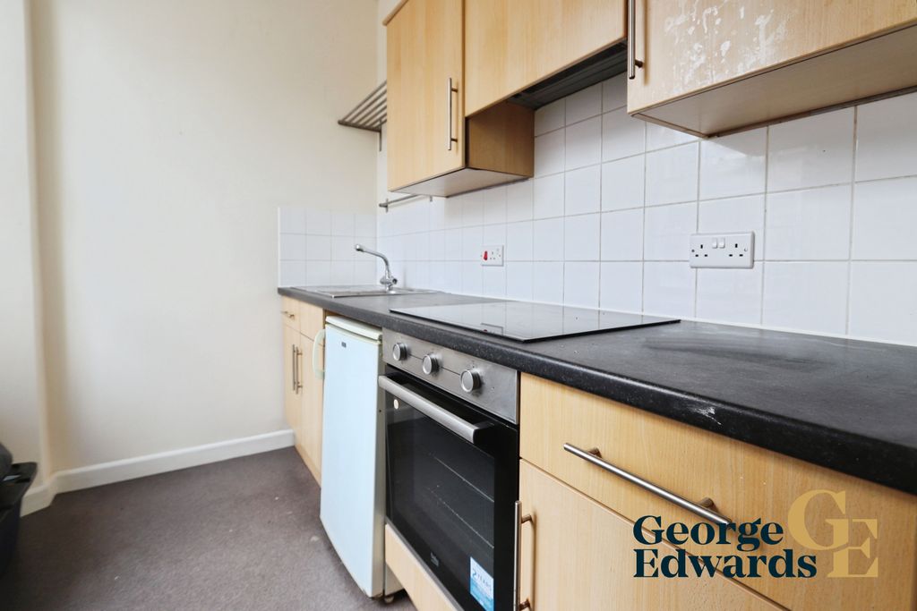Property photo 2 of 3