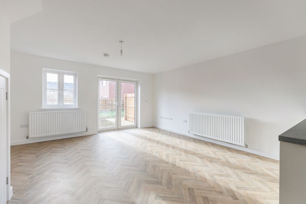 Property photo 3 of 13 Photo