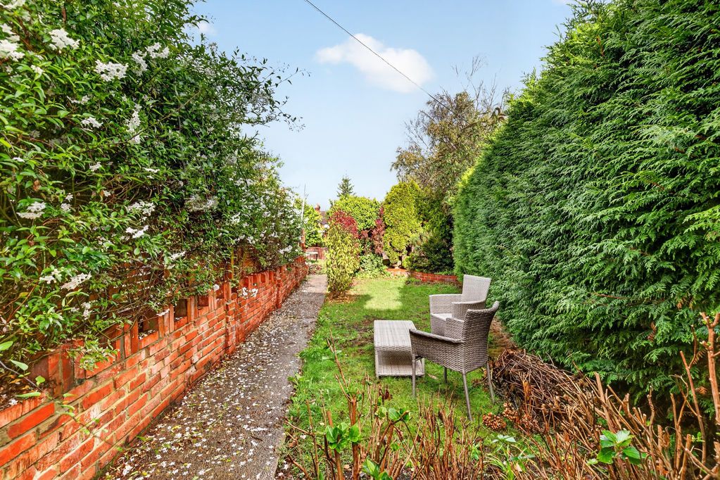 Property photo 2 of 16 Photo 8
