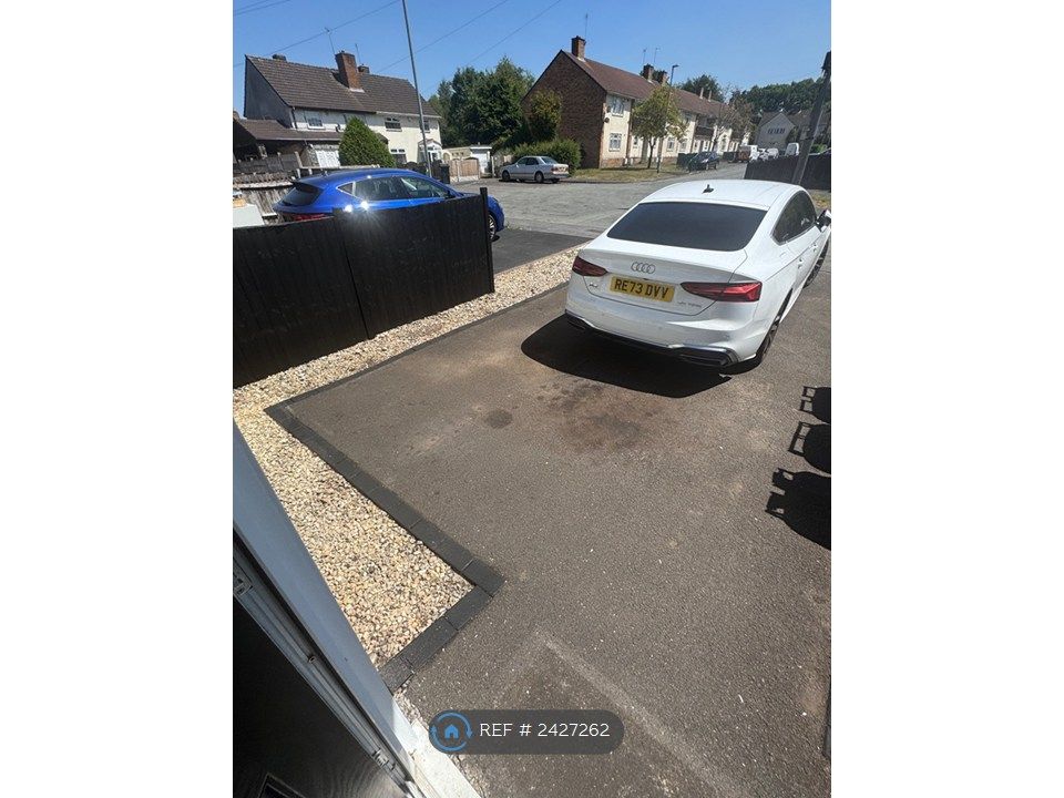 Property photo 3 of 35