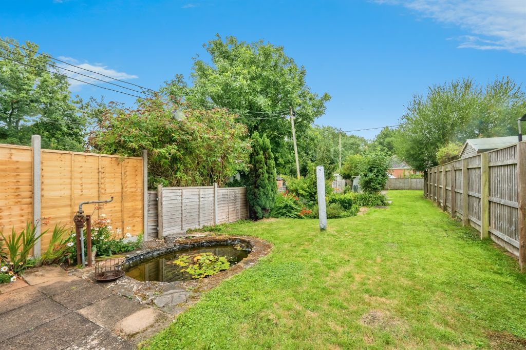 Property photo 2 of 17