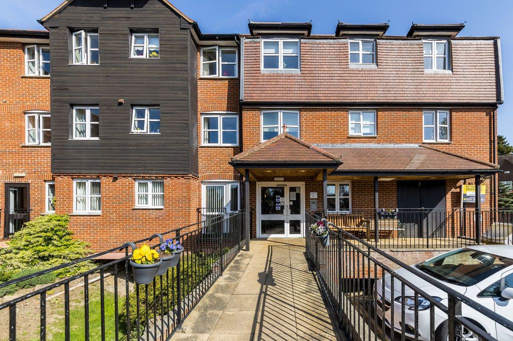 Property photo 1 of 14