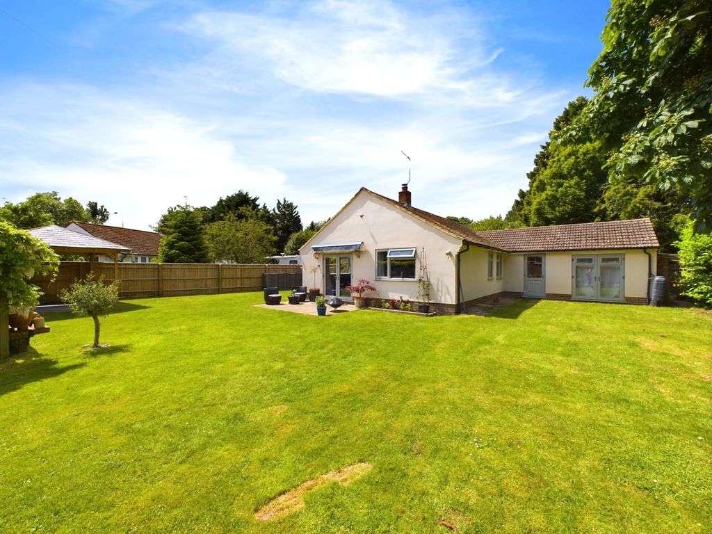 Property photo 1 of 17 30003308-Hr-1