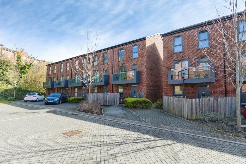 Property photo 1 of 14 Pbox-Img.Jpg