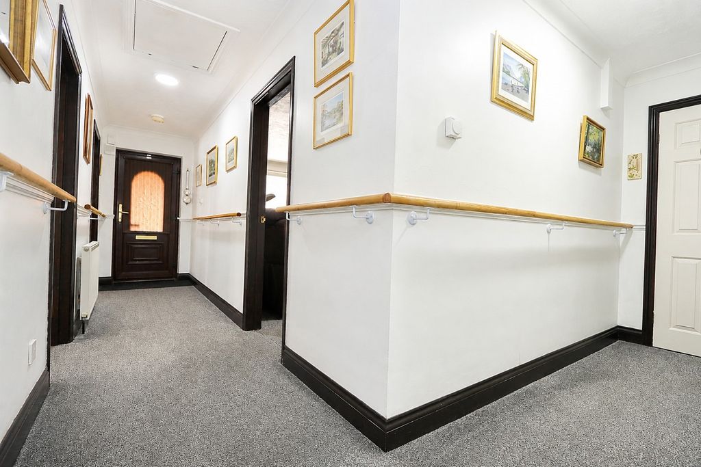 Property photo 3 of 16 5388313