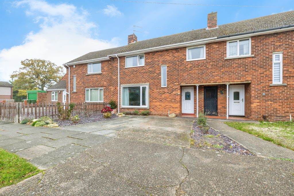 Property photo 1 of 17