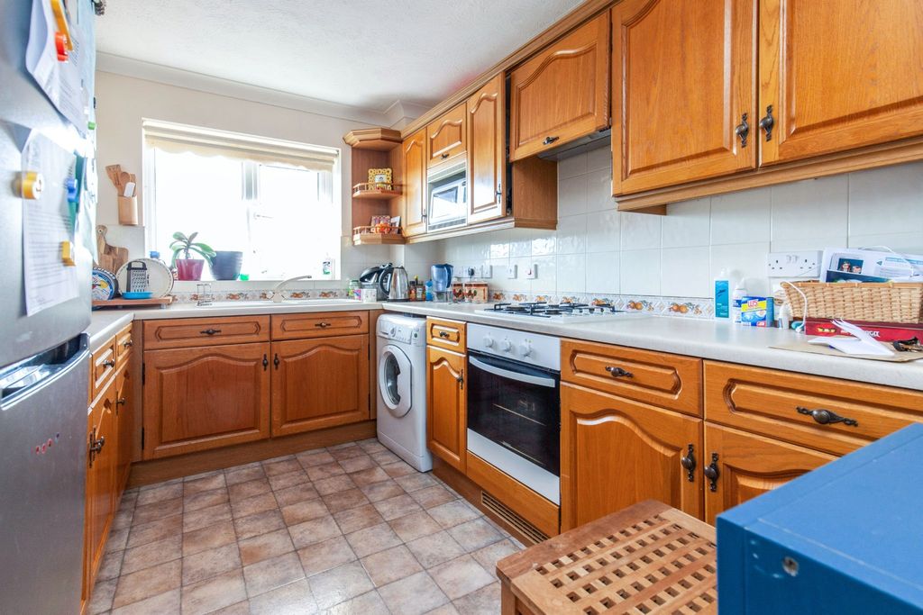 Property photo 2 of 7