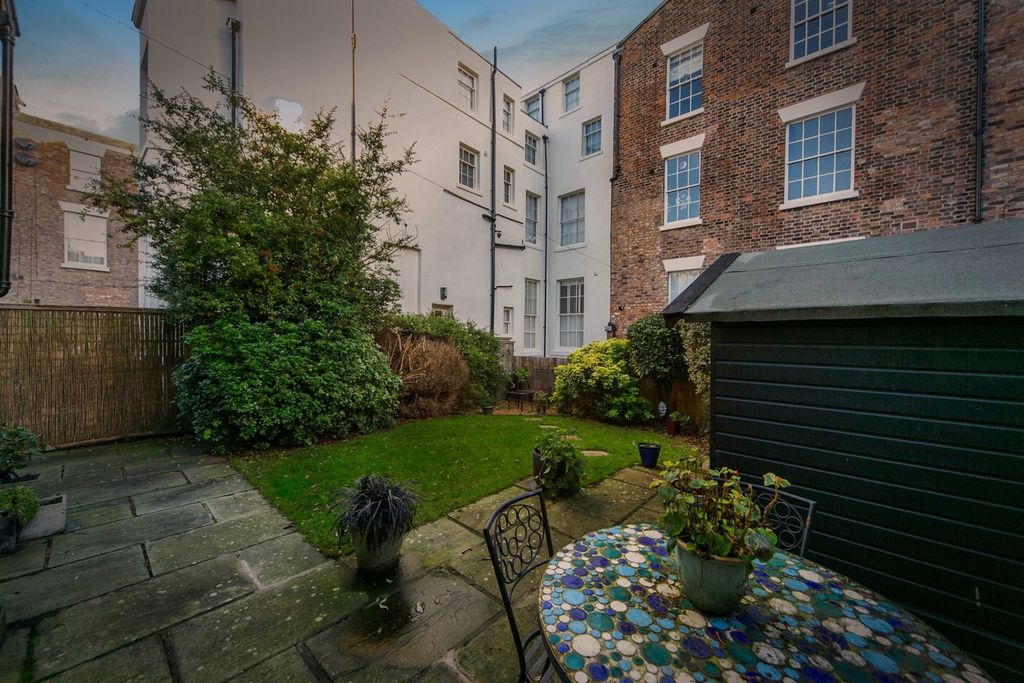 Property photo 3 of 21 Pbox-Img.Jpg