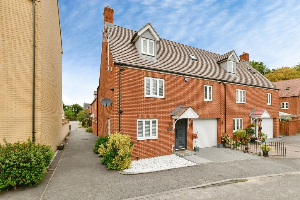 Property photo 1 of 33 Pbox-Img.Jpg