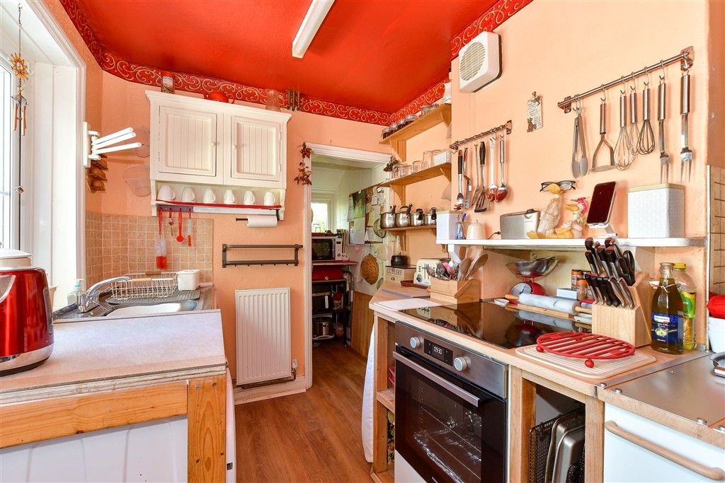 Property photo 3 of 15 Kitchen