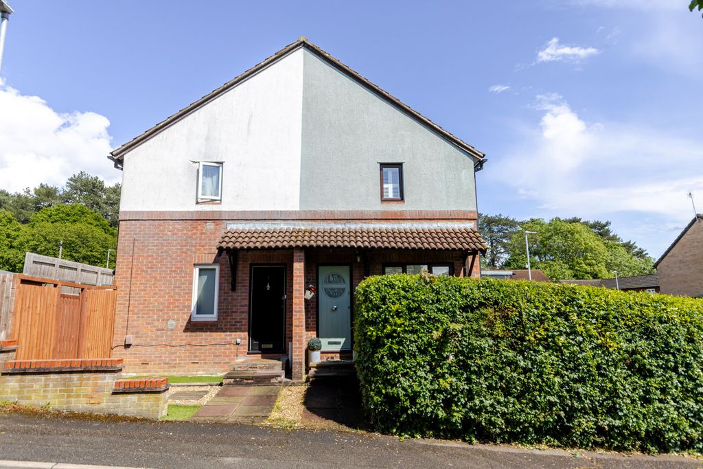 Property photo 1 of 22
