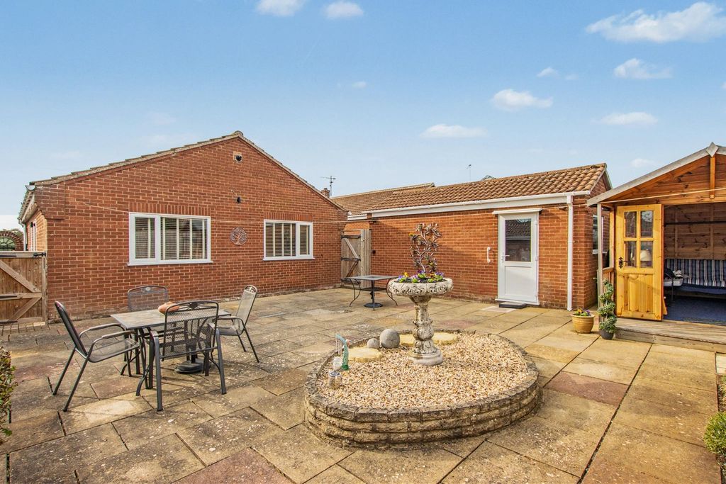 Property photo 2 of 27 5479336