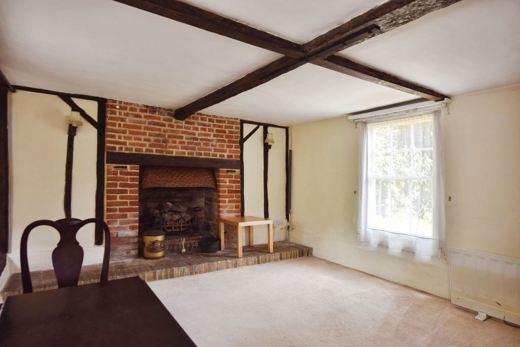 Property photo 3 of 10