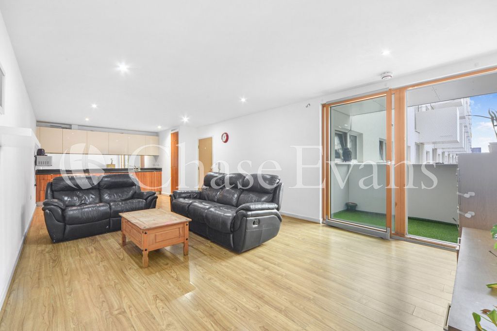 Property photo 1 of 17 Living