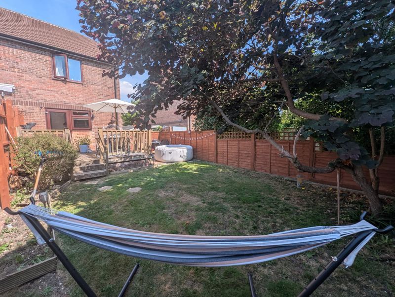 Property photo 1 of 13 Photo 16