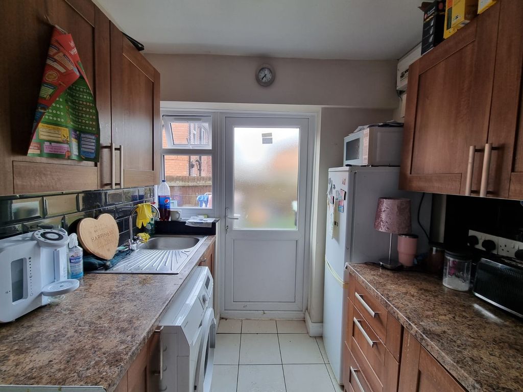 Property photo 2 of 9