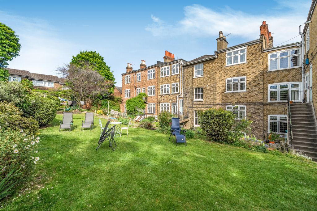 Property photo 3 of 19 1454474-2-69F21F1...