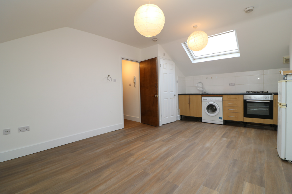 Property photo 1 of 3