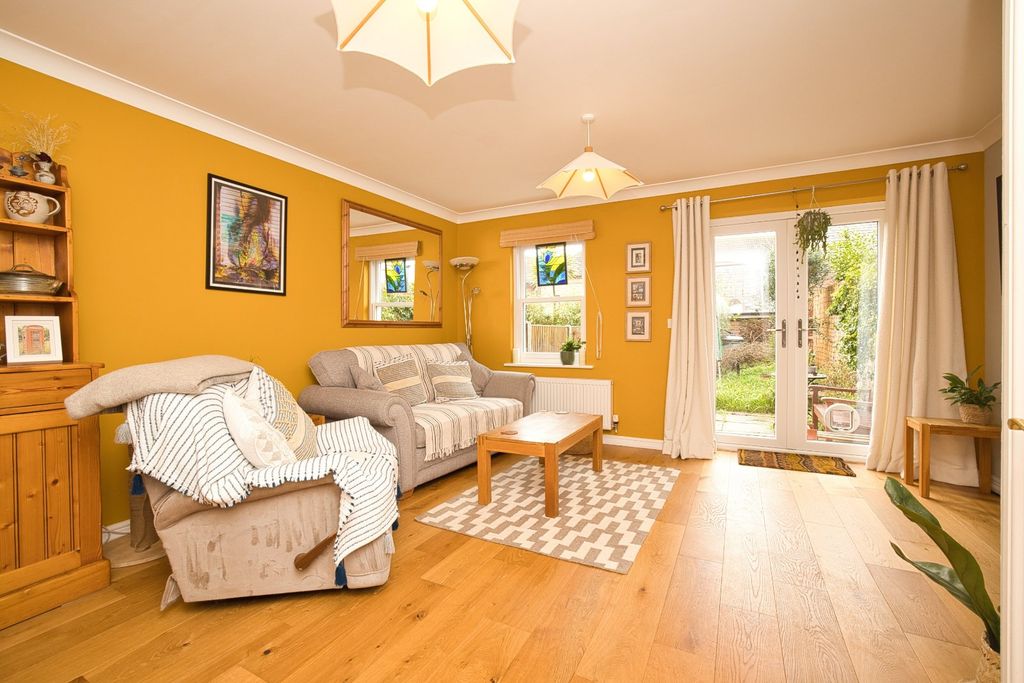 Property photo 2 of 19 Picture 2