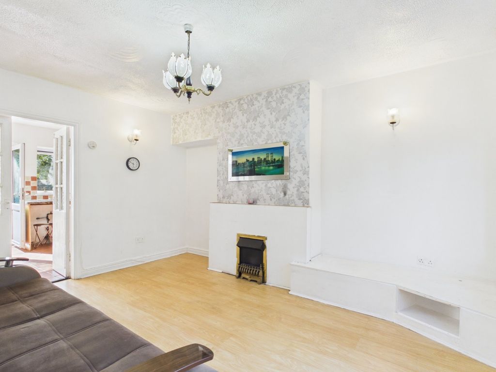 Property photo 2 of 11 Picture No. 04