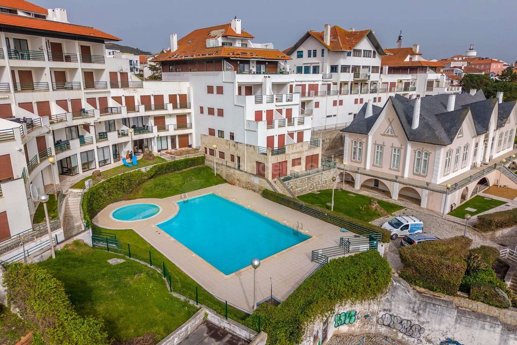 Property photo 1 of 32