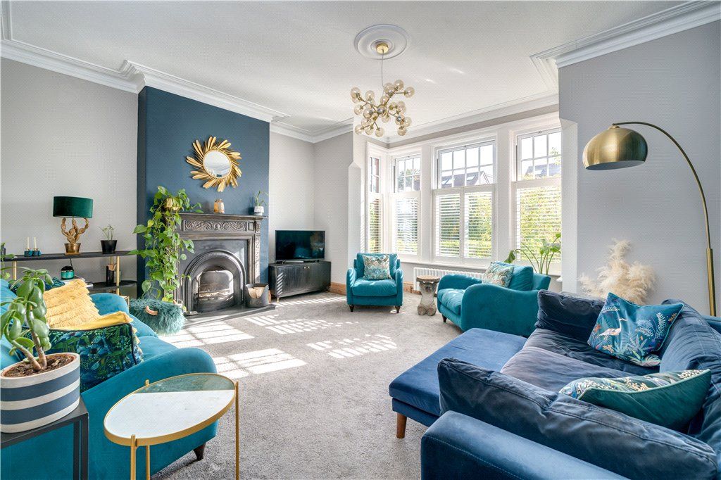 Property photo 3 of 25 Sitting Room