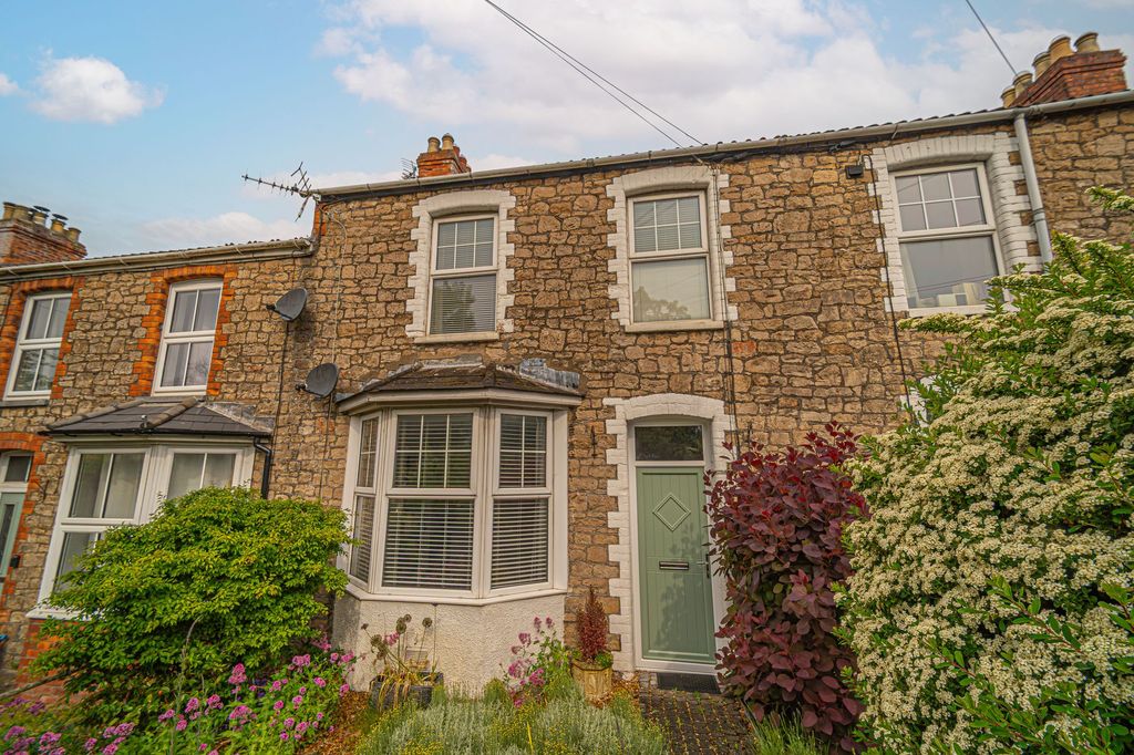 Property photo 1 of 30