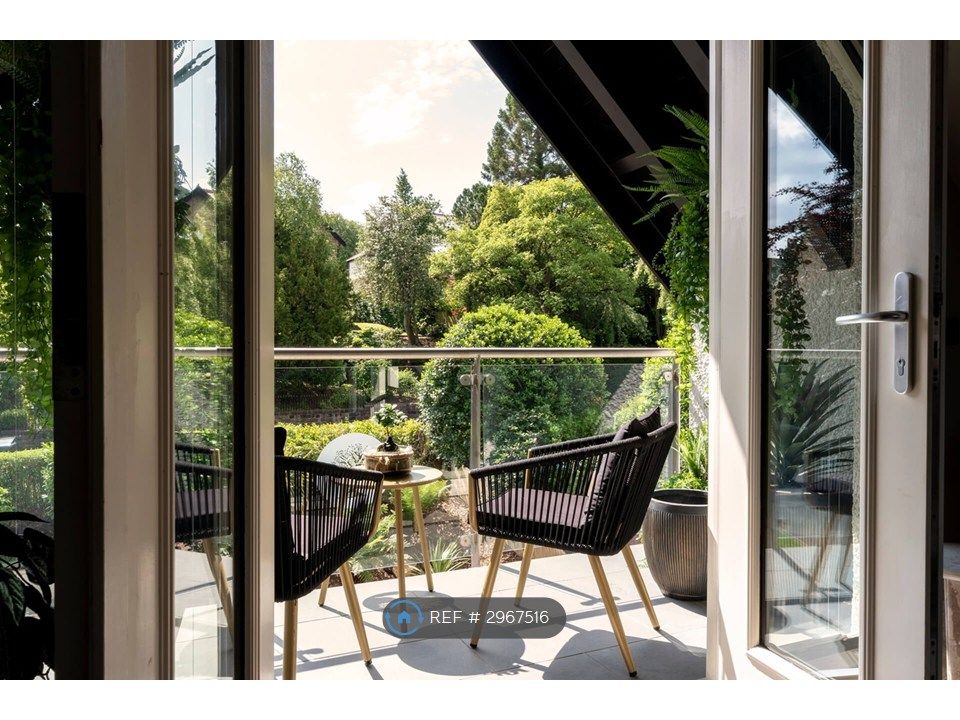Property photo 1 of 17 Balcony
