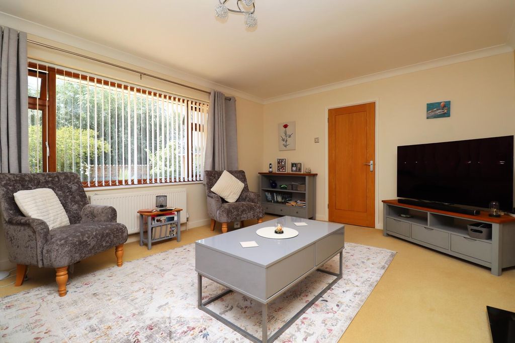 Property photo 3 of 48 Living Room