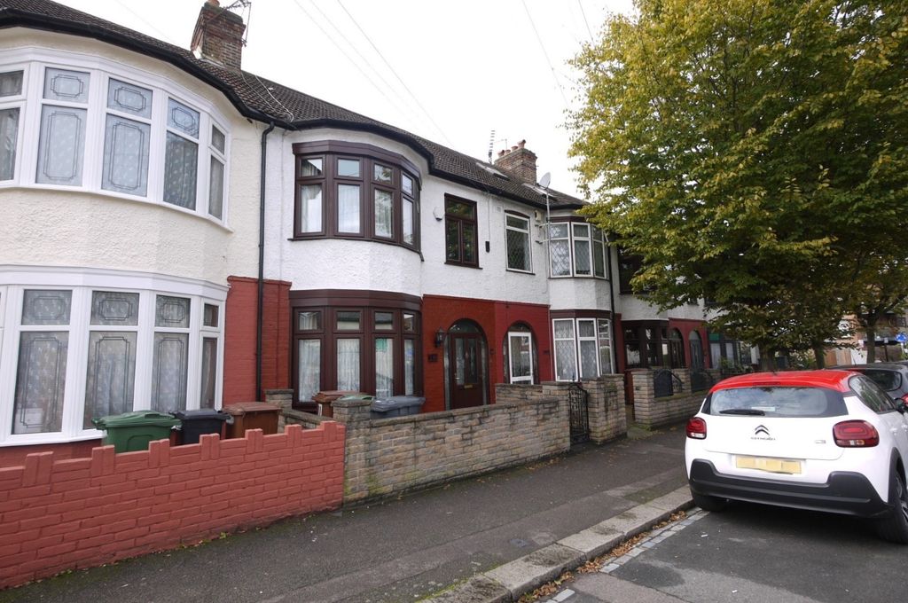 Property photo 1 of 12 3379682