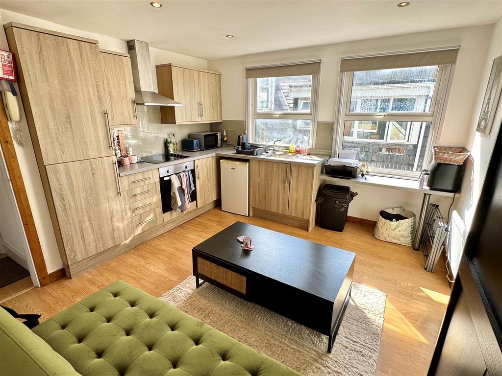 Property photo 2 of 6 Flat 6, El Mero Kitchen Area