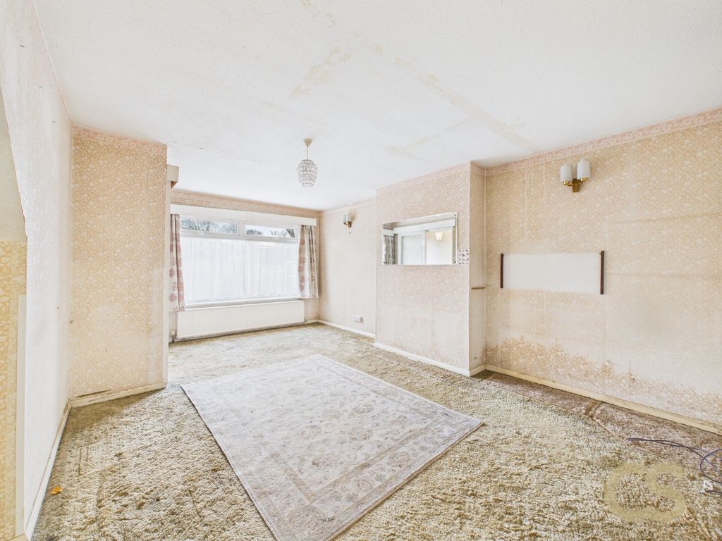 Property photo 2 of 22 4562444